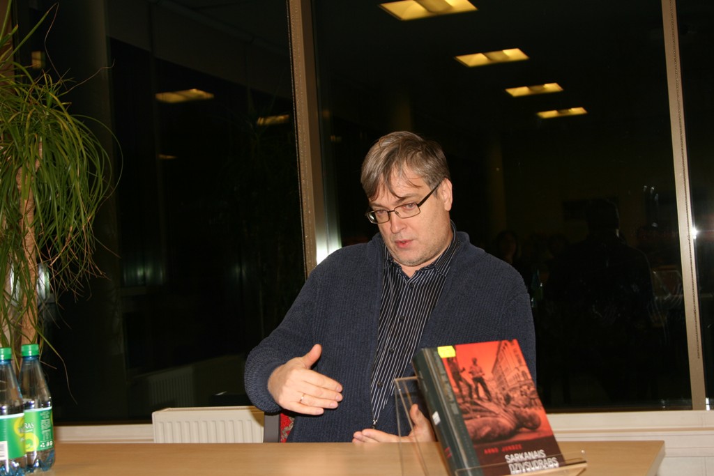 Ne no zila gaisa grābts