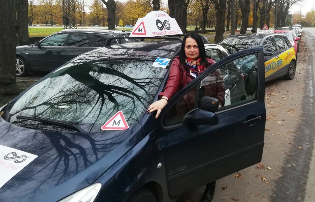 Nedzirdīgais ir labs autovadītājs