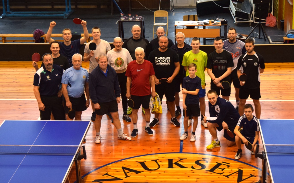 Noslēdzies galda tenisa turnīrs