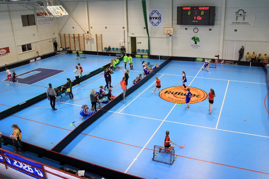 Notiks florbola turnīrs meiteņu komandām