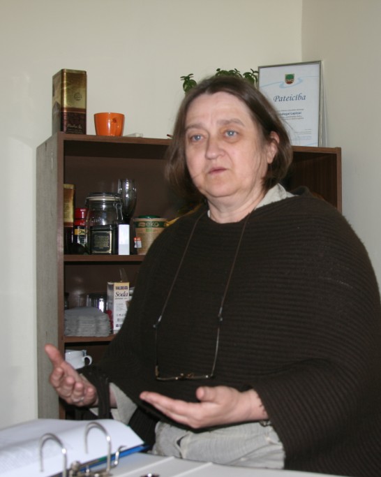 Notikumi, kurus paši vien veidojam