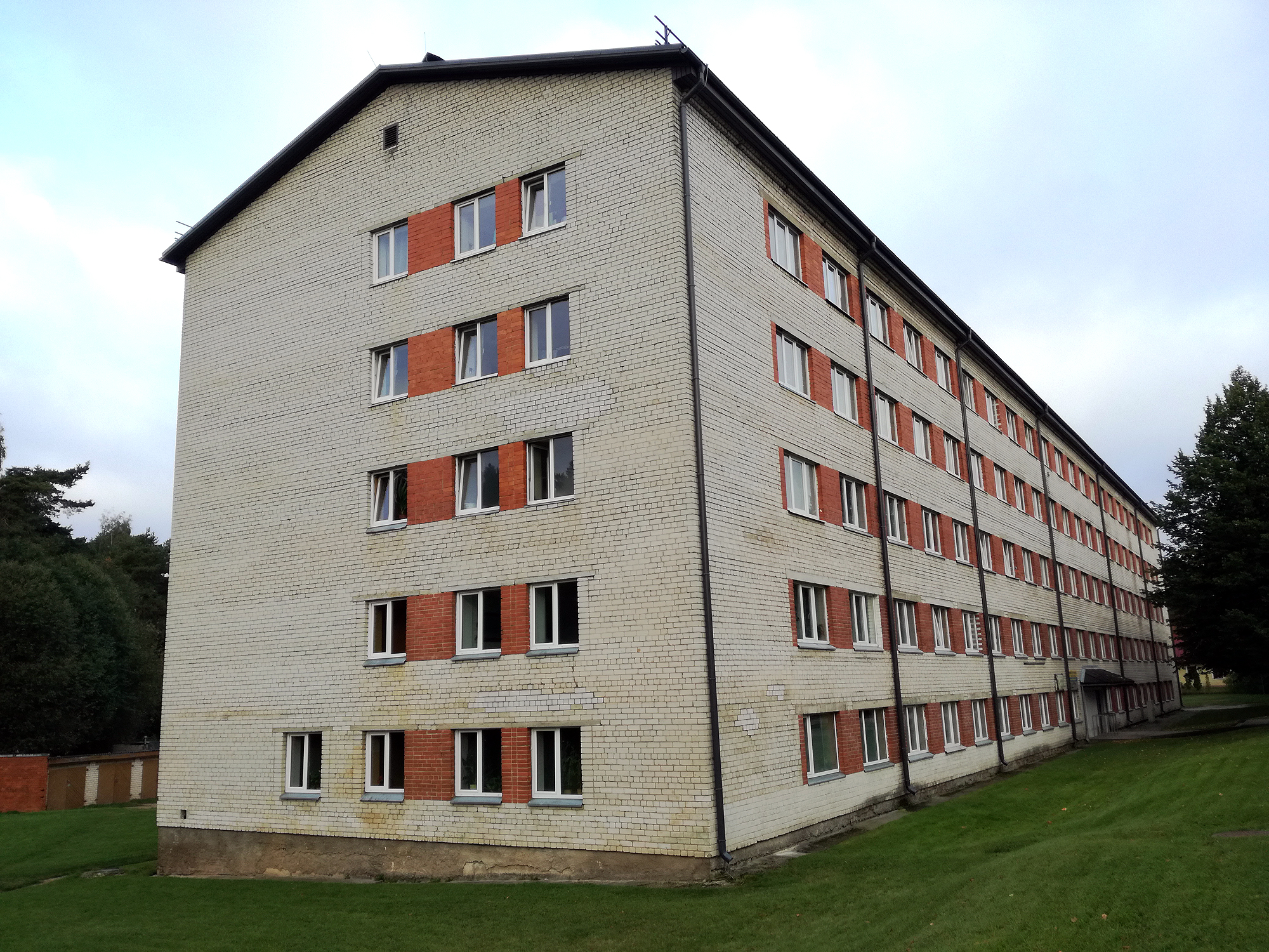 Paaugstinās energoefektivitāti Stacijas ielā 26