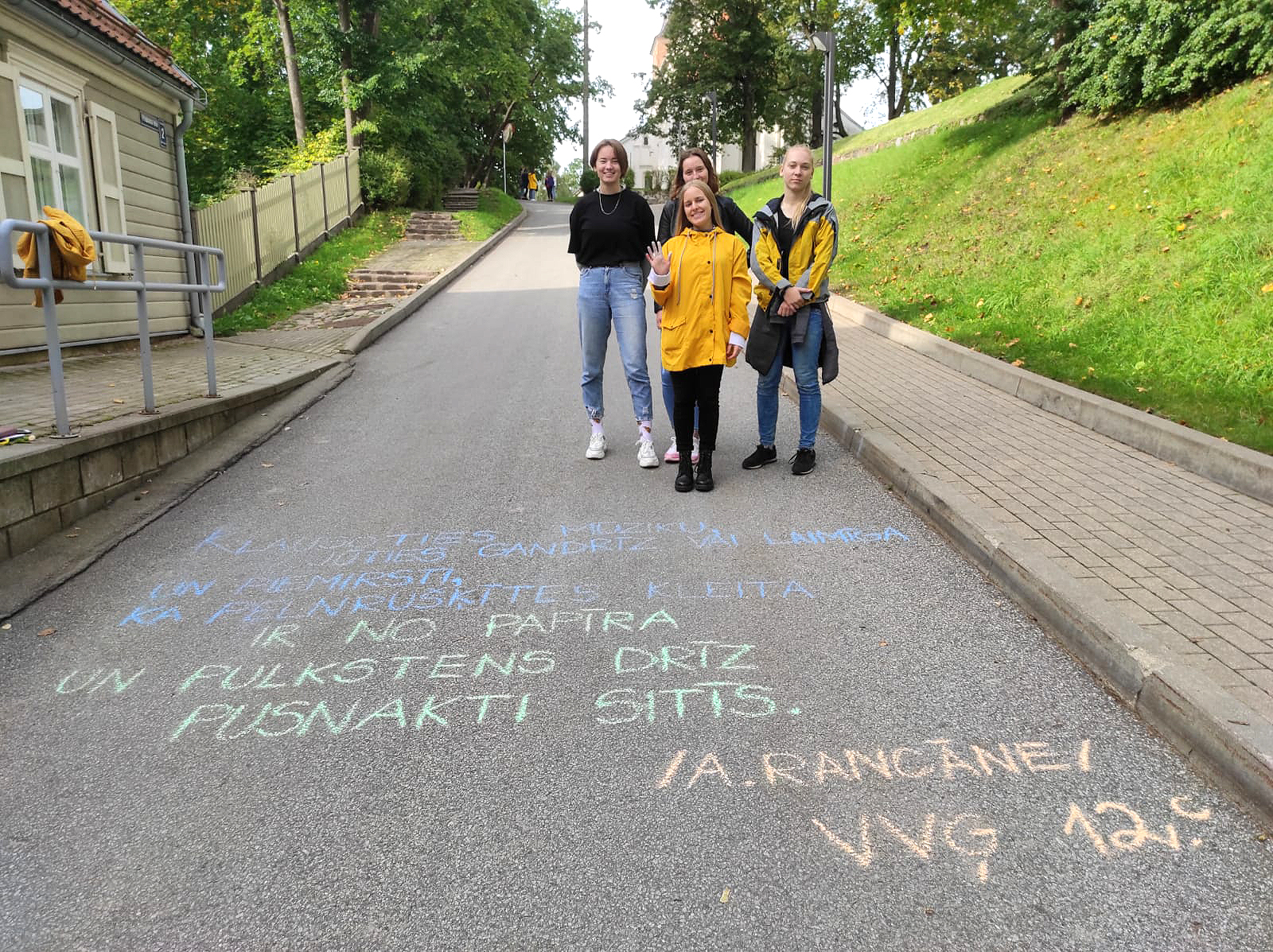 Padarīt dzeju populārāku tautā