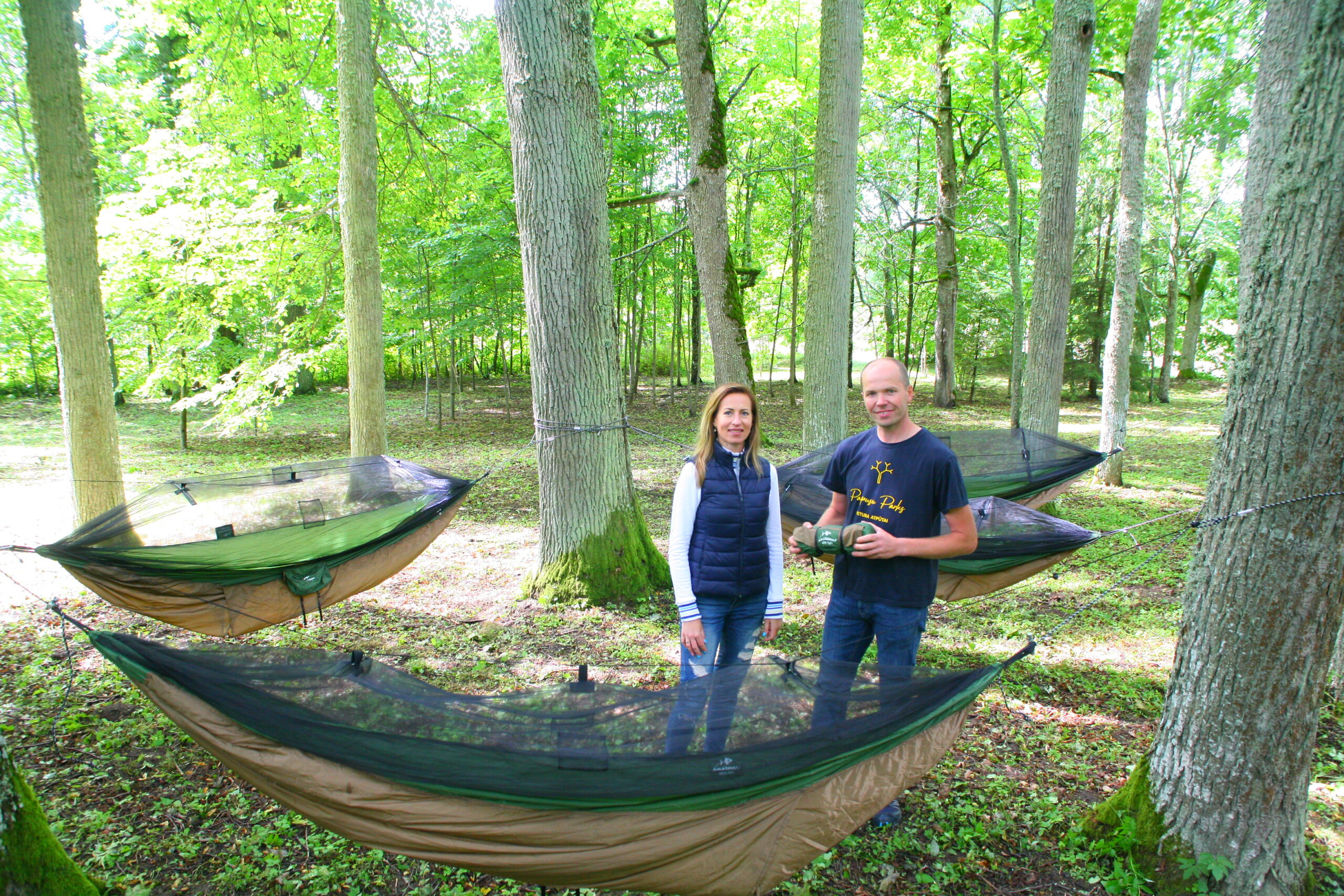 Paipusu Parks vienīgais Eiropā piedāvā nakšņošanu hamakos