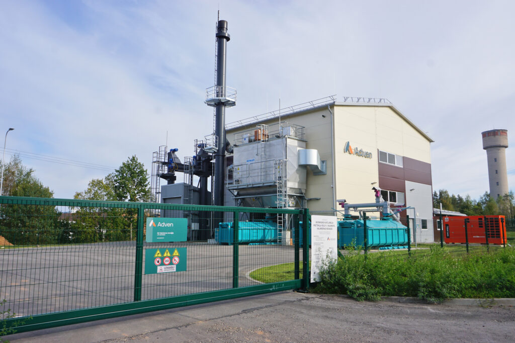 Par elektroenerģiju, siltumapgādi, ūdens apgādi un atkritumu apsaimniekošanu novadā