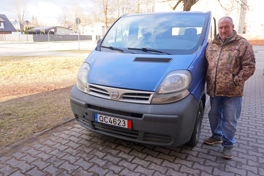 Par uguni, dzēsējiem, karu un karogu