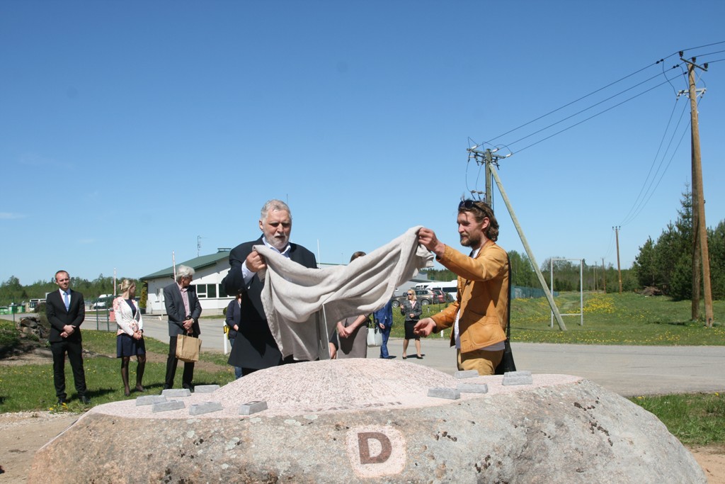 Parks, kurā dabas zinībās prātus urdīt