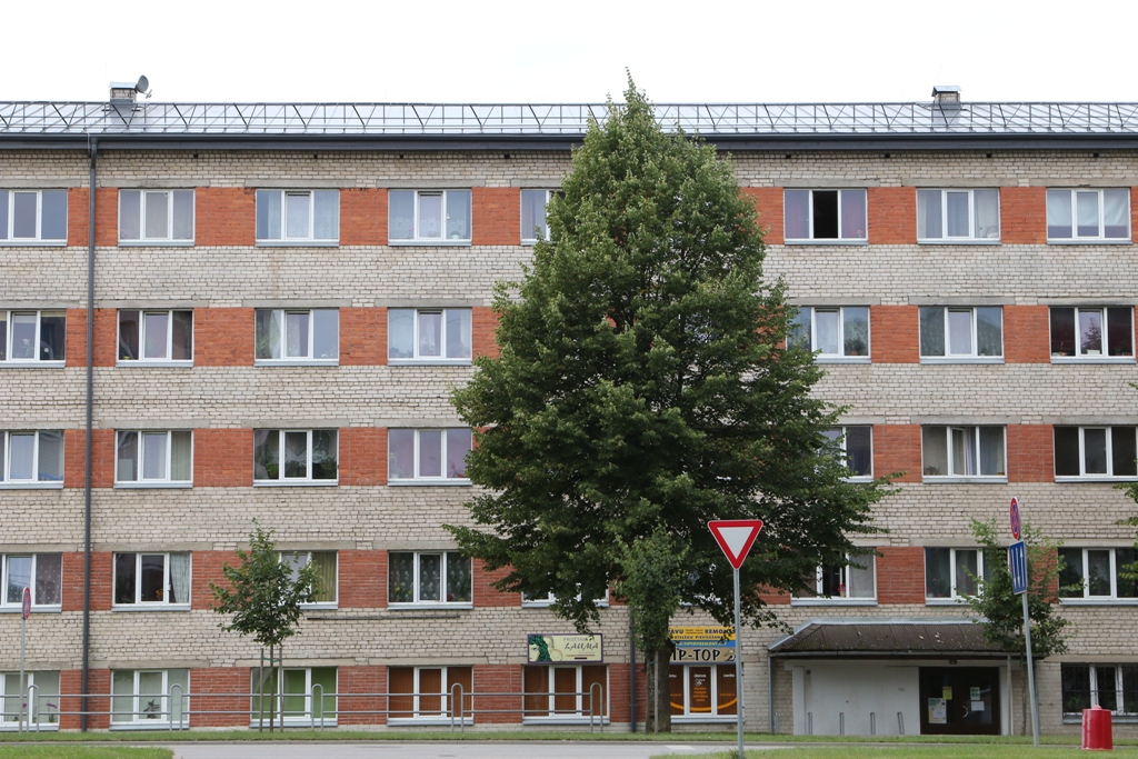 Pārtop Labdarības noliktava
