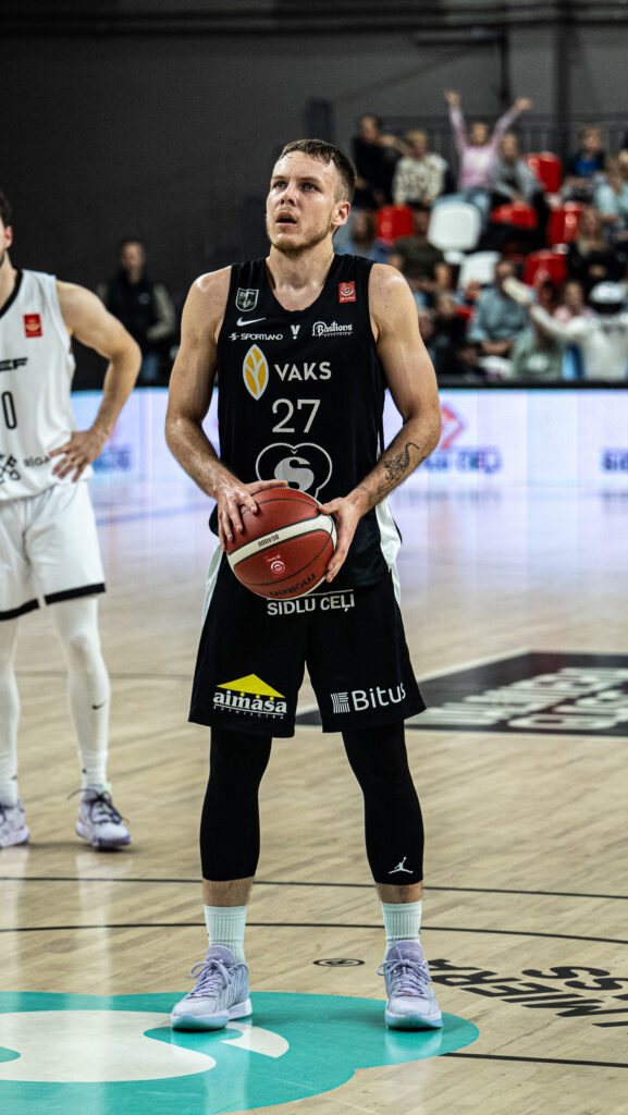 Pašu kļūdas atnes pirmo zaudējumu