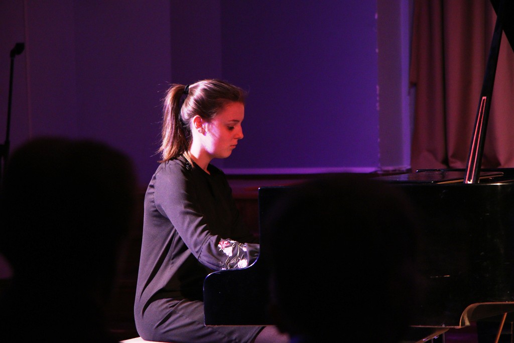 Pianistes piemiņai