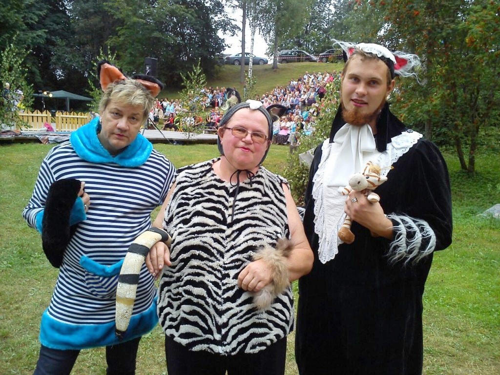 Piecpadsmit gadus uz bis!