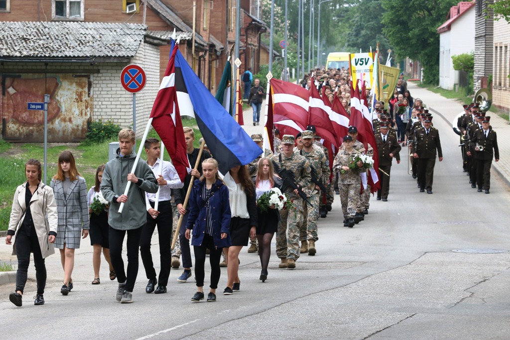 Pieminot Skolnieku rotas varonību