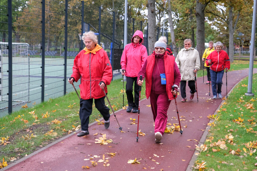 Pirmo reizi Valmierā veterānu – senioru sporta spēles