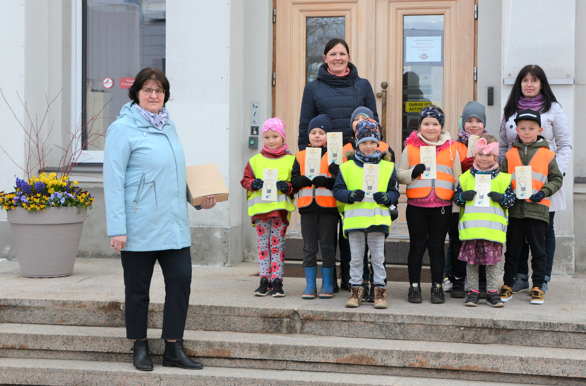 Pirmsskolas izglītības iestādes «Vālodzīte» bērni iepazīstina ar energoefektivitāti