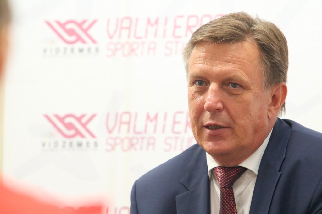 Premjers Valmierā