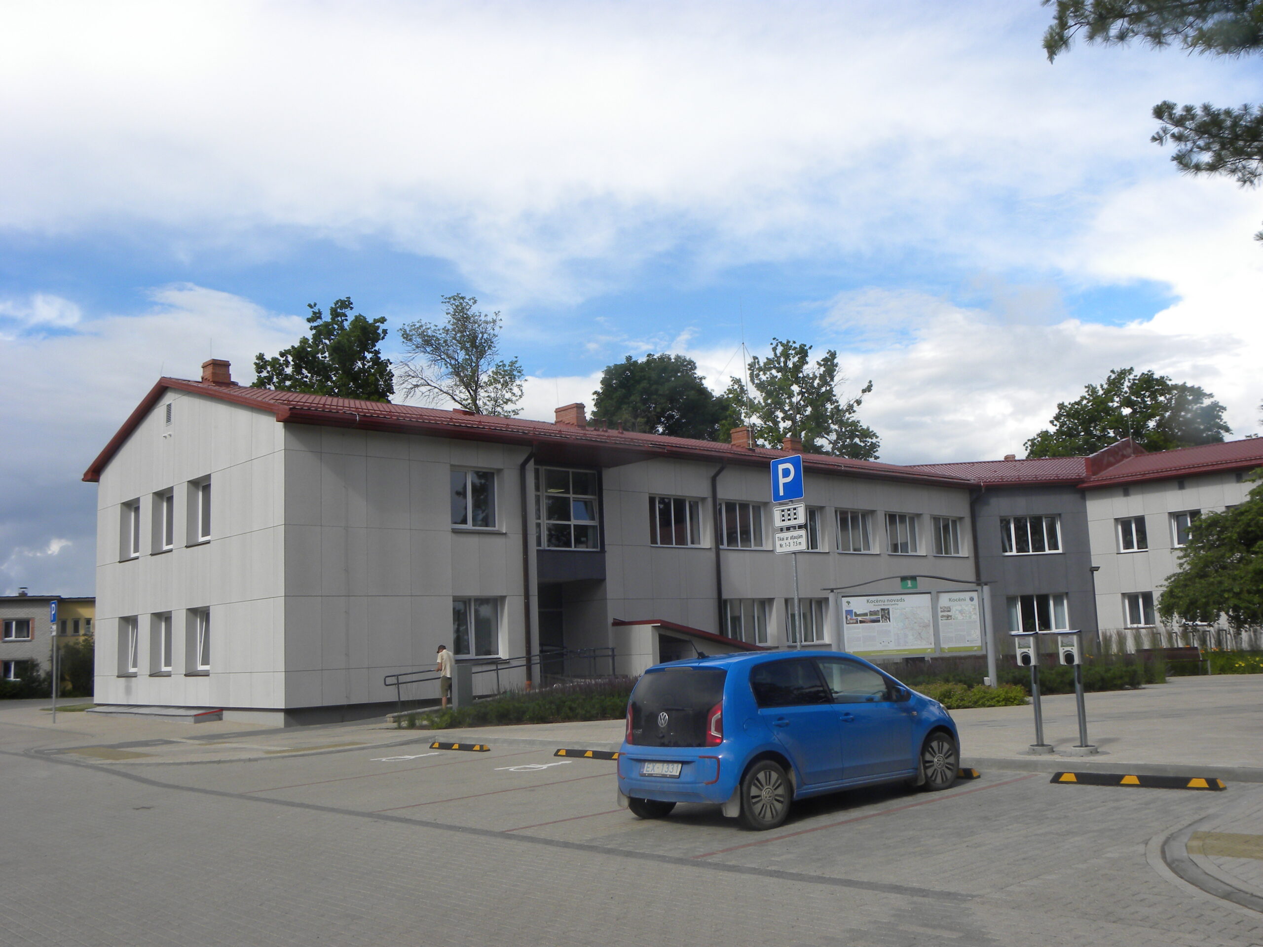 Renesansei darbs nopietnos objektos Valmierā un Smiltenē