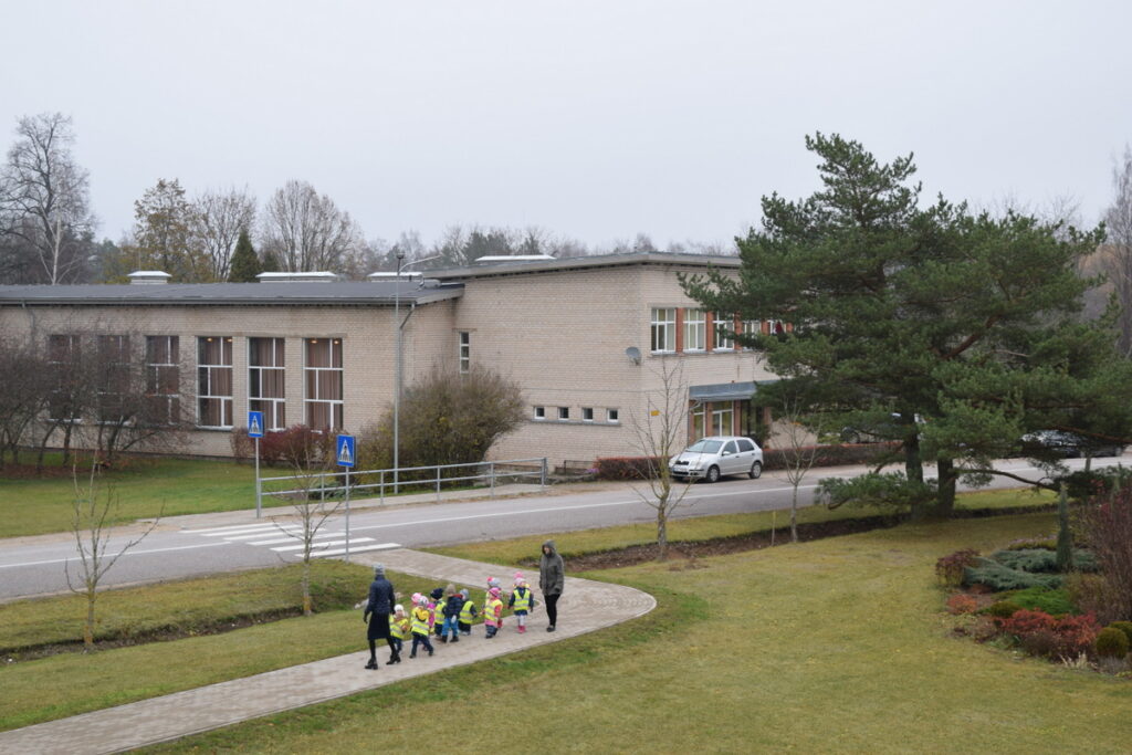 Reorganizē skolas Valmieras novadā