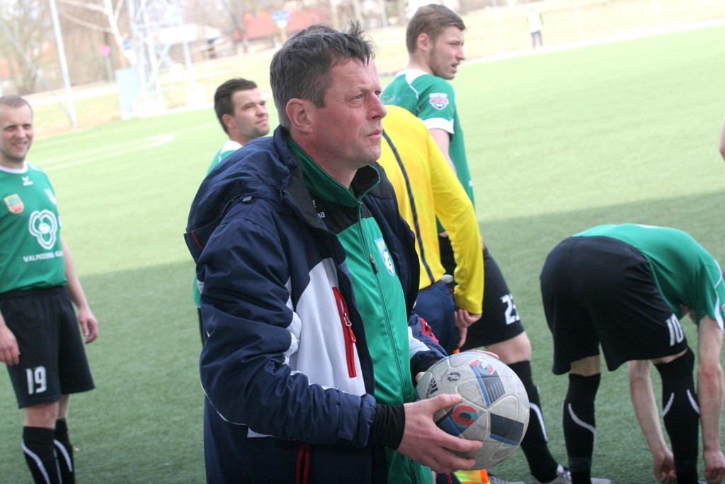 Rēzekne apstādina Valmieru