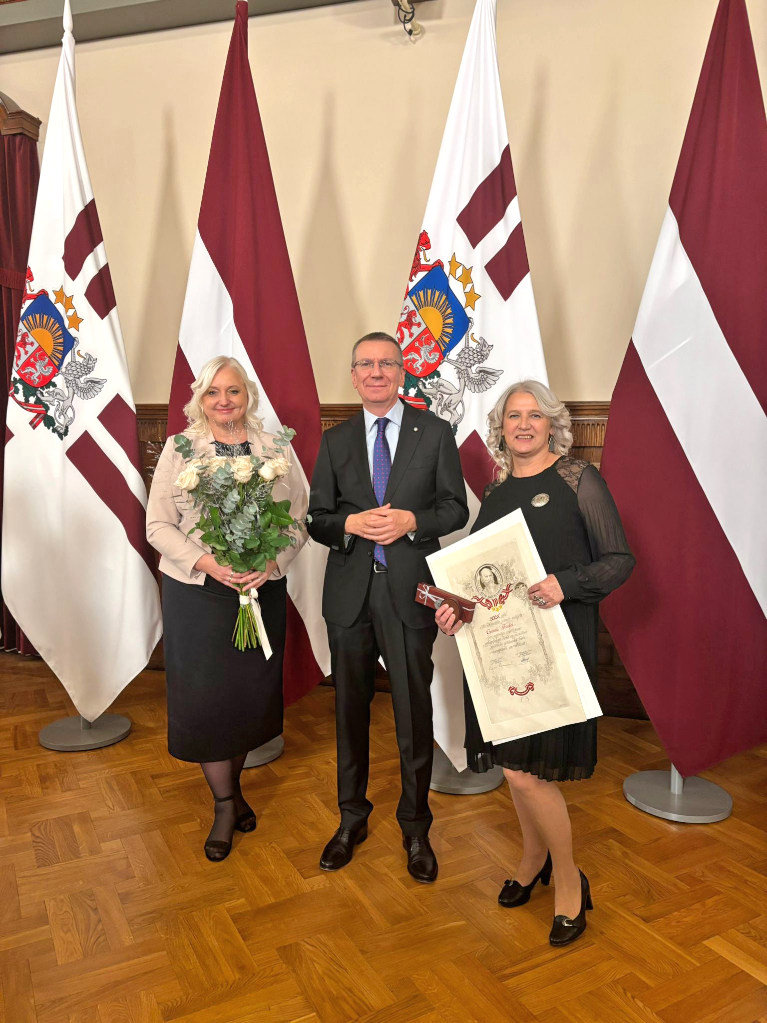 Rīgas pilī pasniegta balva