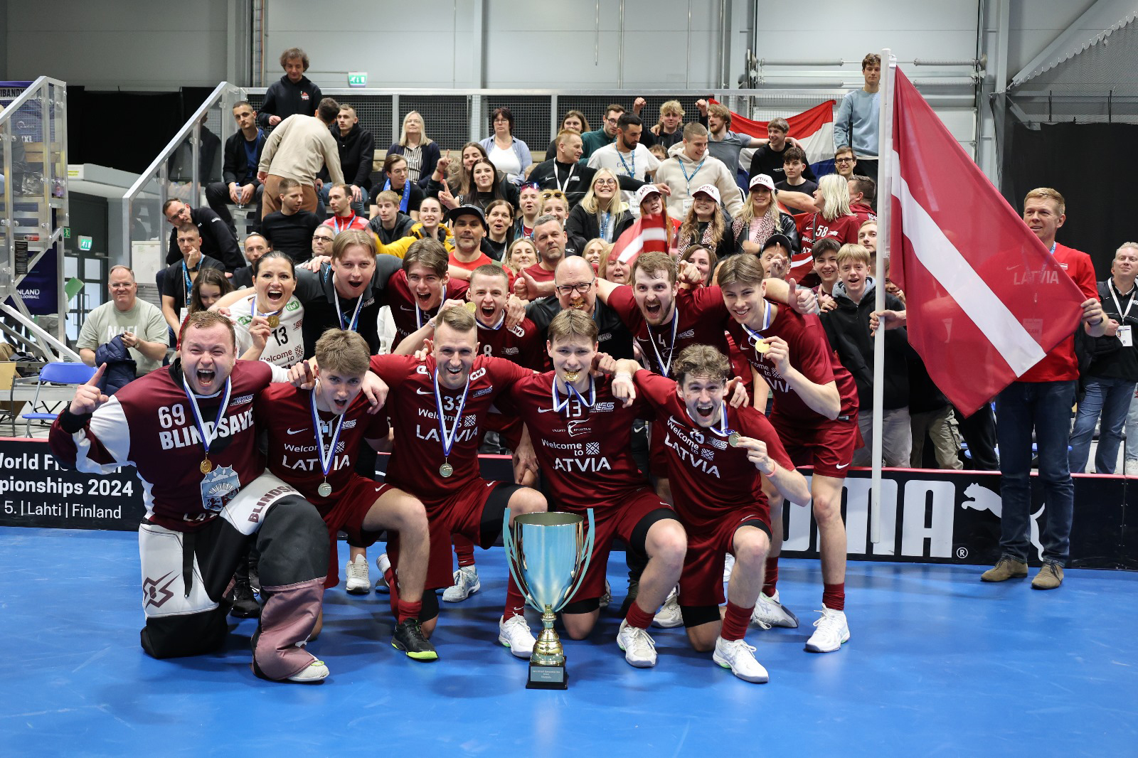 "Rubenes" 3 pret 3 florbolisti – pasaules čempioni!