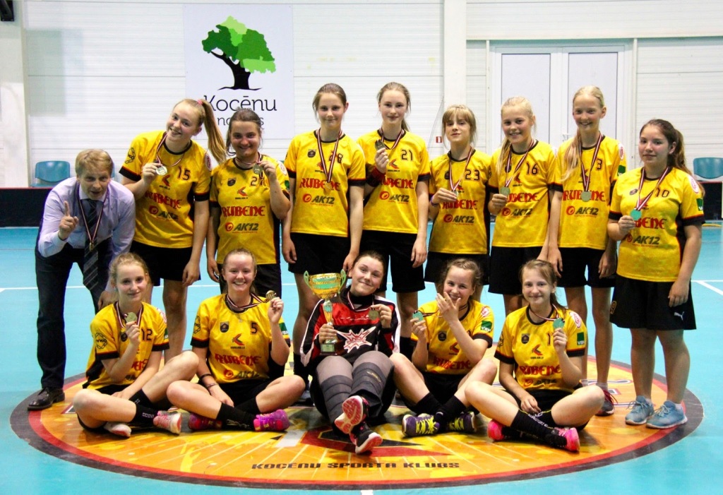 Rubenes U-16 florbolistes — Latvijas čempiones
