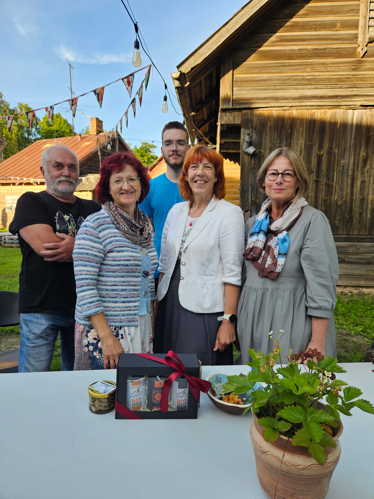 Rūveniešu viktorīna «Satiec savu kaimiņu»