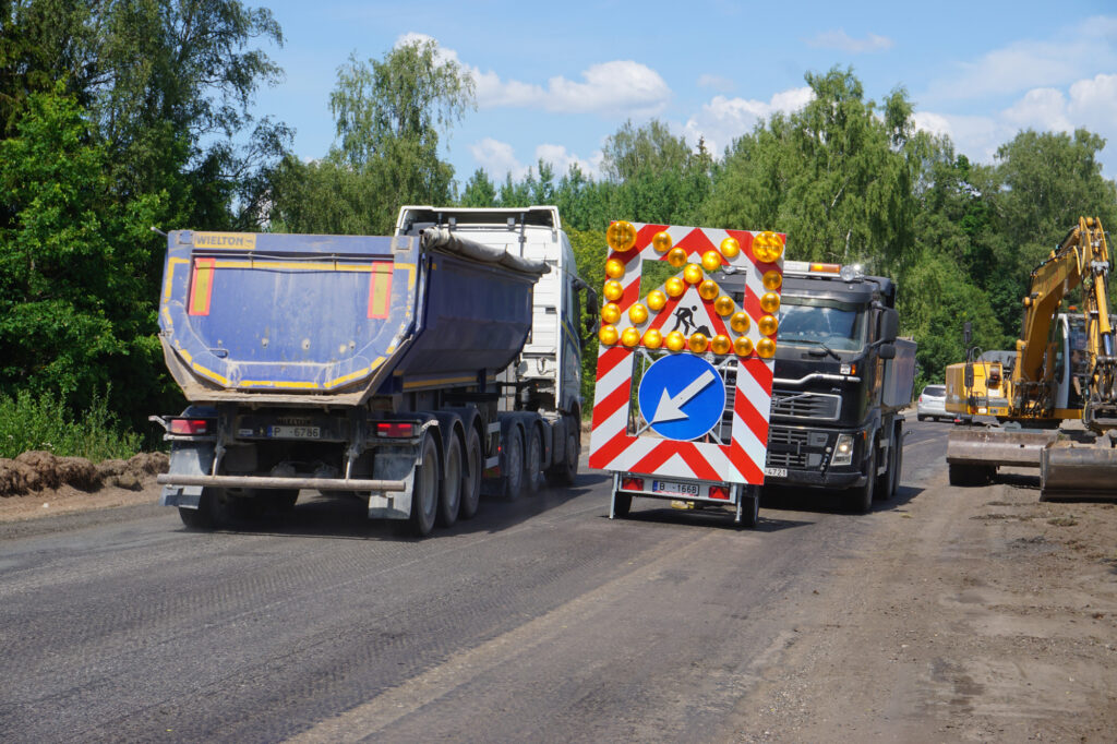 Sācies ceļa remonts starp Valmieru un Rencēniem