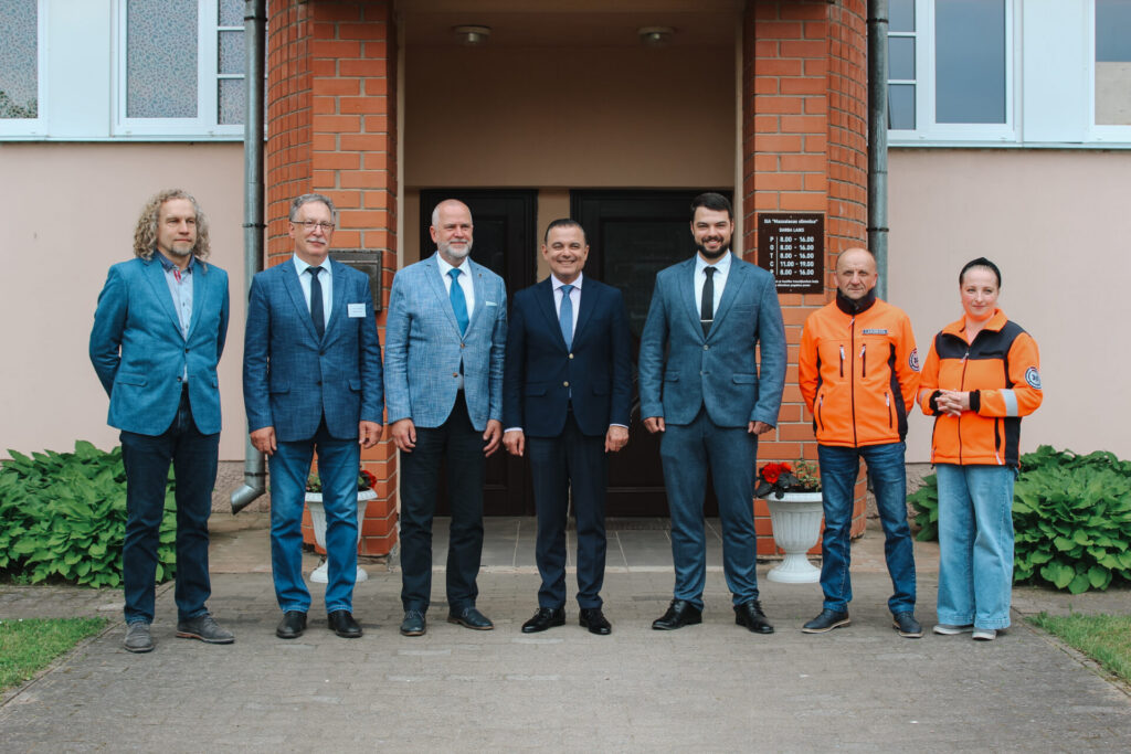 Sadzirdēt, saprast un atrisināt radušos problēmu