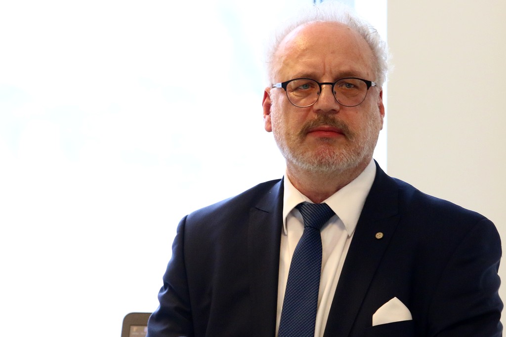 Saeima Valsts prezidenta amatā ievēl Egilu Levitu