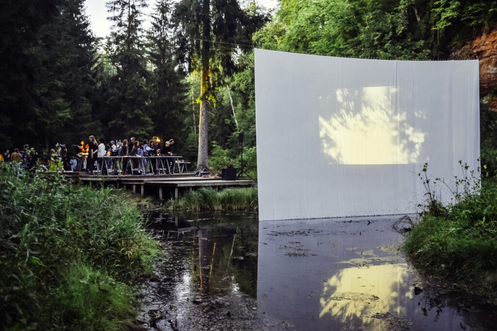 Sākas starptautiskā analogā kino vasaras skola