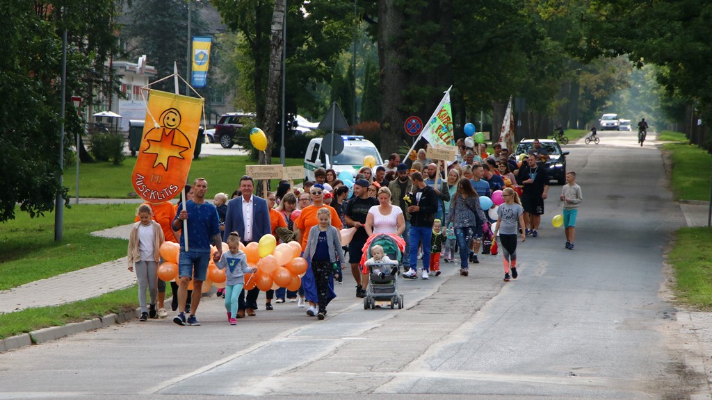 Sapazinās un kopā priecājās