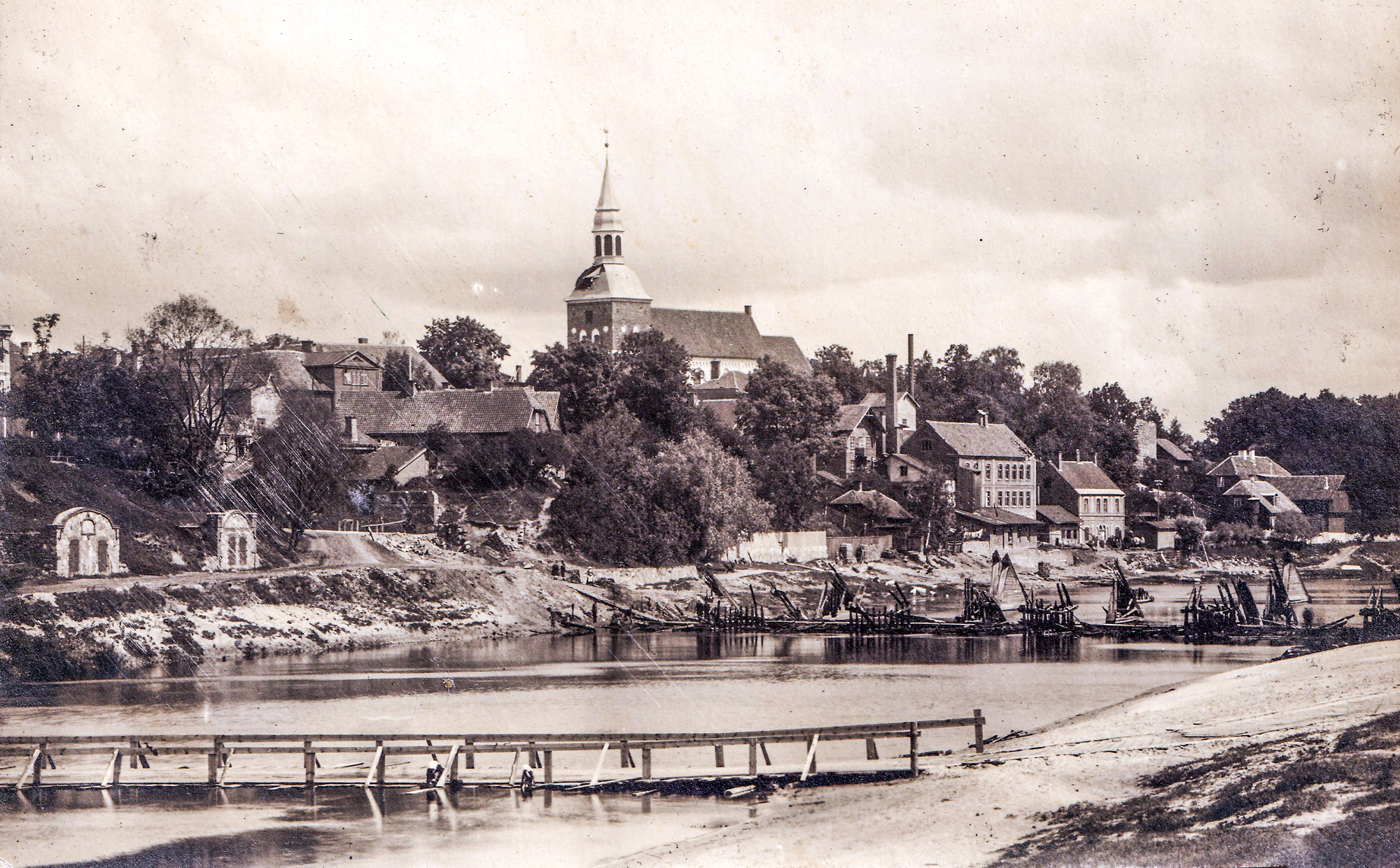 Sarkanais terors un Valmieras atbrīvošana no komunistiem 1919. gadā
