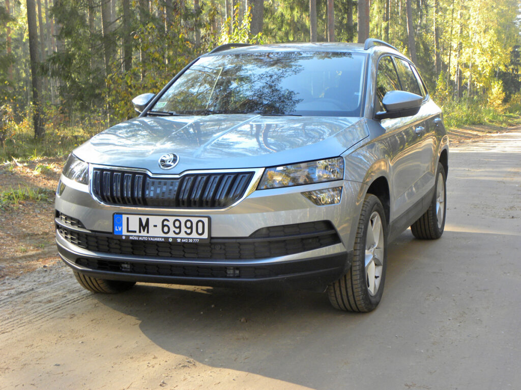 “Škoda  Karoq”:  izceļas  starp  konku- rentiem