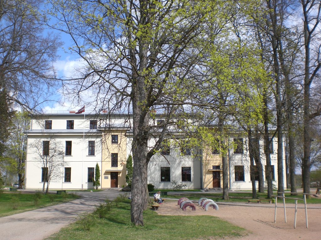 Skola — mūsu iespēju zeme