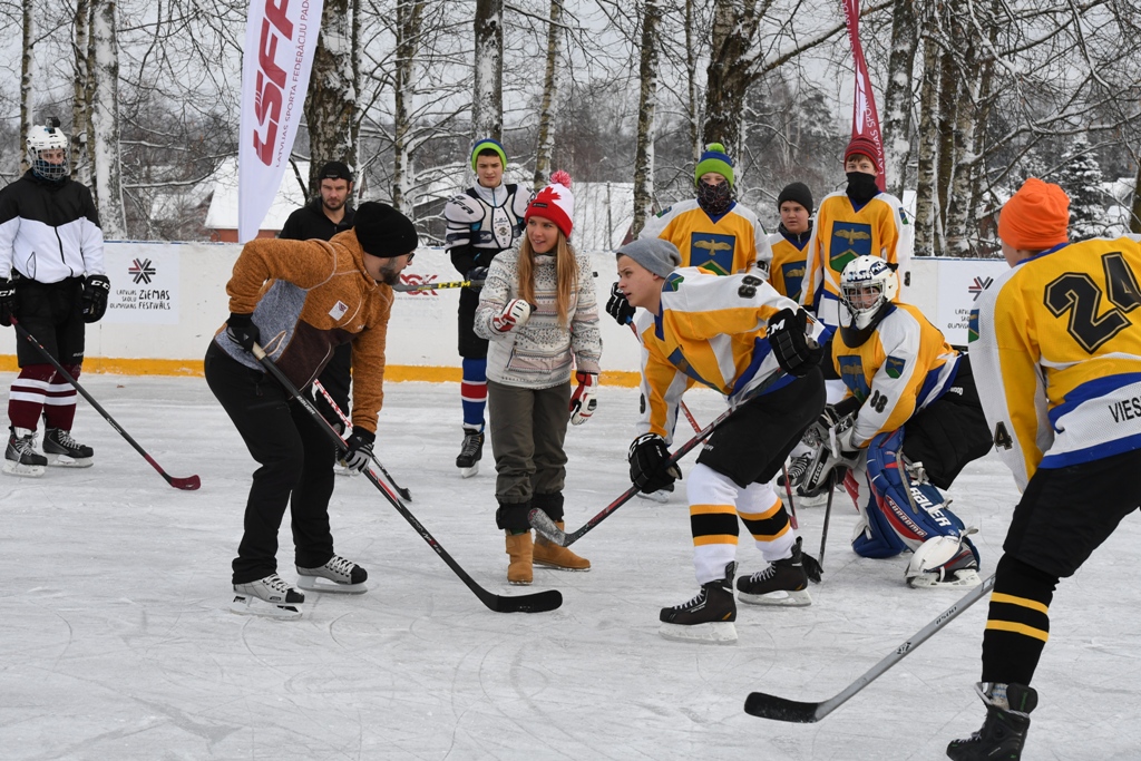 Skolēnus aicina Ziemas festivāls