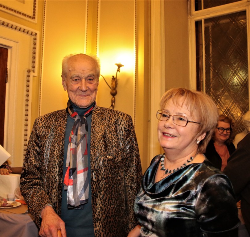Smaids ir Dieva autogrāfs