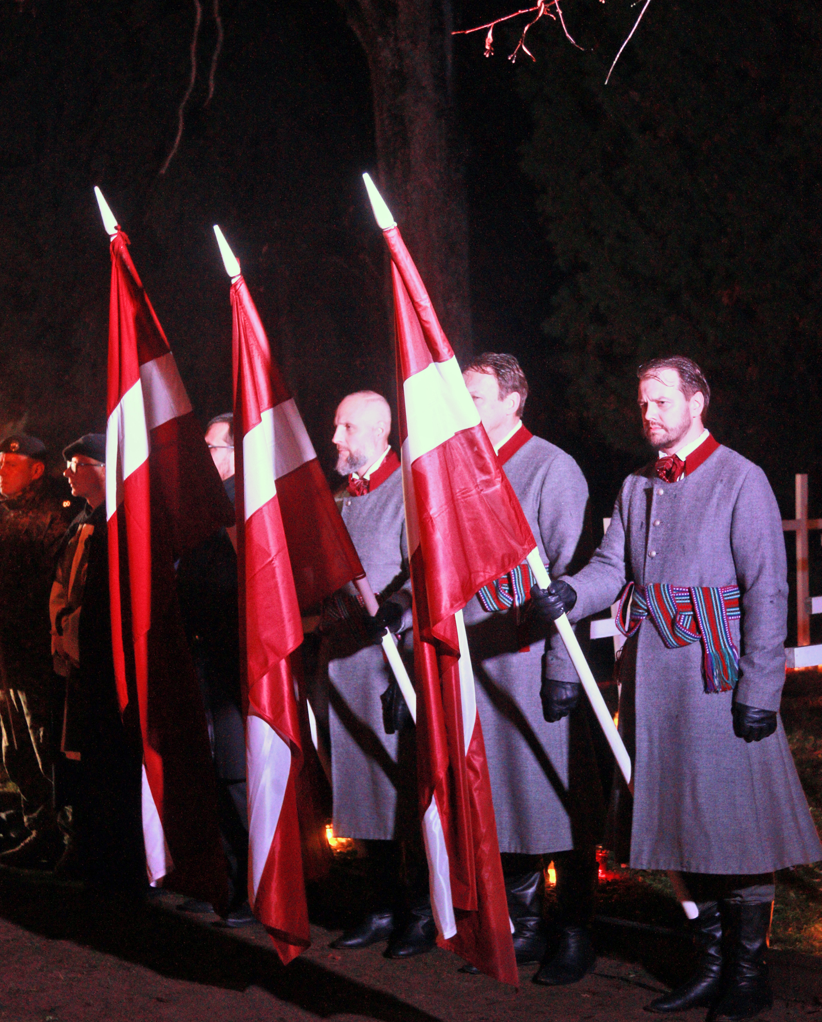 Sveicam Latvijas 104. dzimšanas dienā!