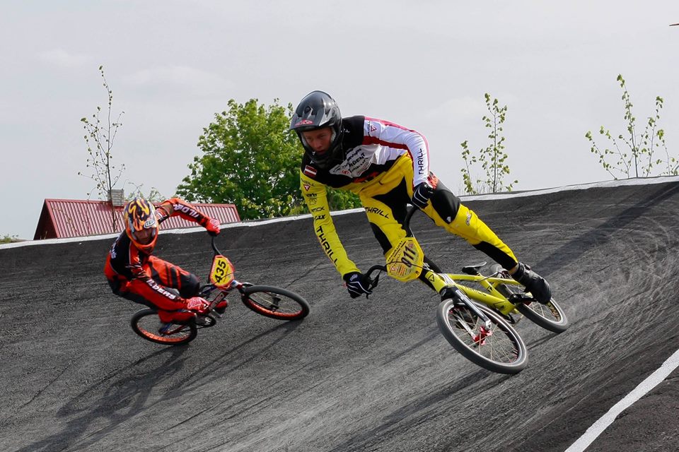Tālavas BMX sportisti godalgotās vietās Tallinā