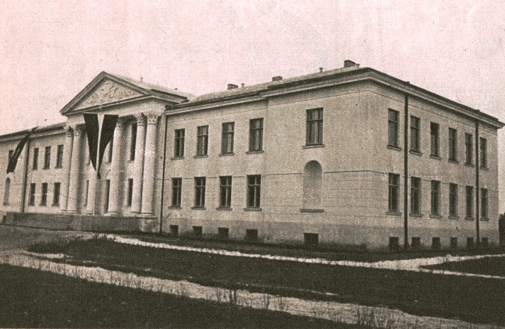 Tiesu nams Valmierā