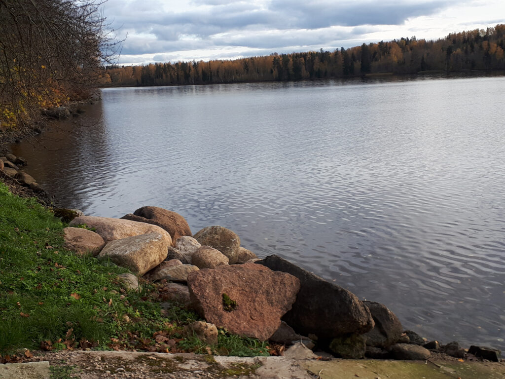 Trīs dienas pie Daugavas