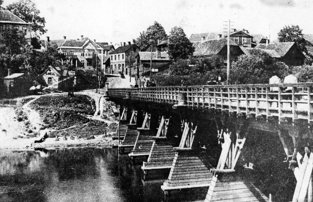 Trīsdesmitie