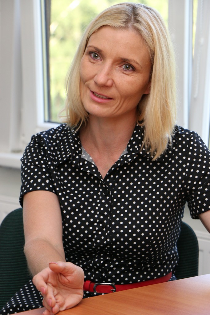 Upes krastiem jāsatiekas