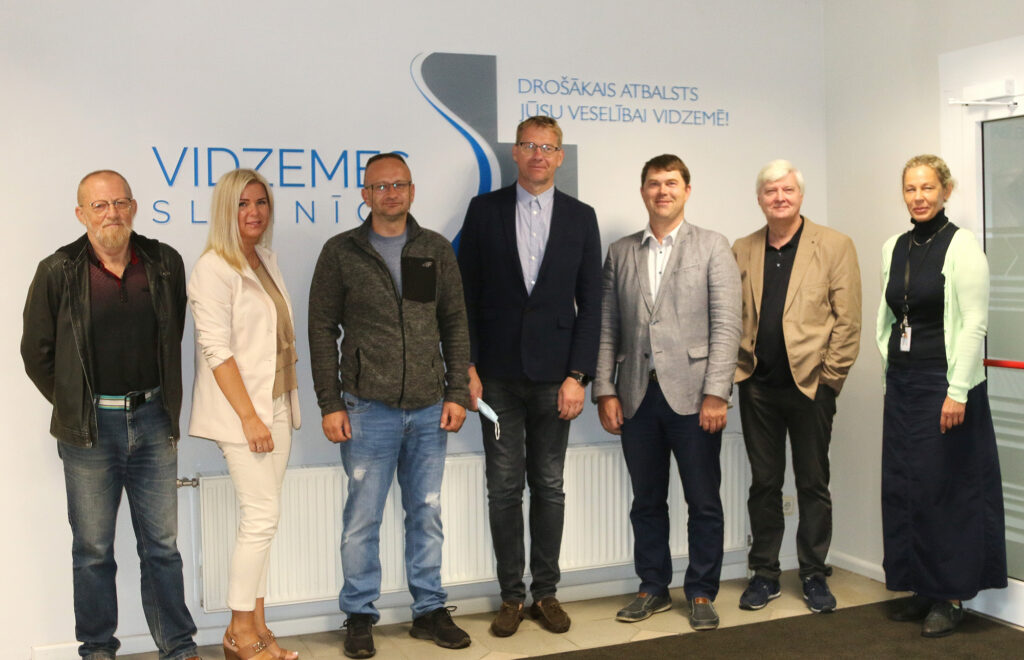 Uzņemšanas nodaļa citā vietā