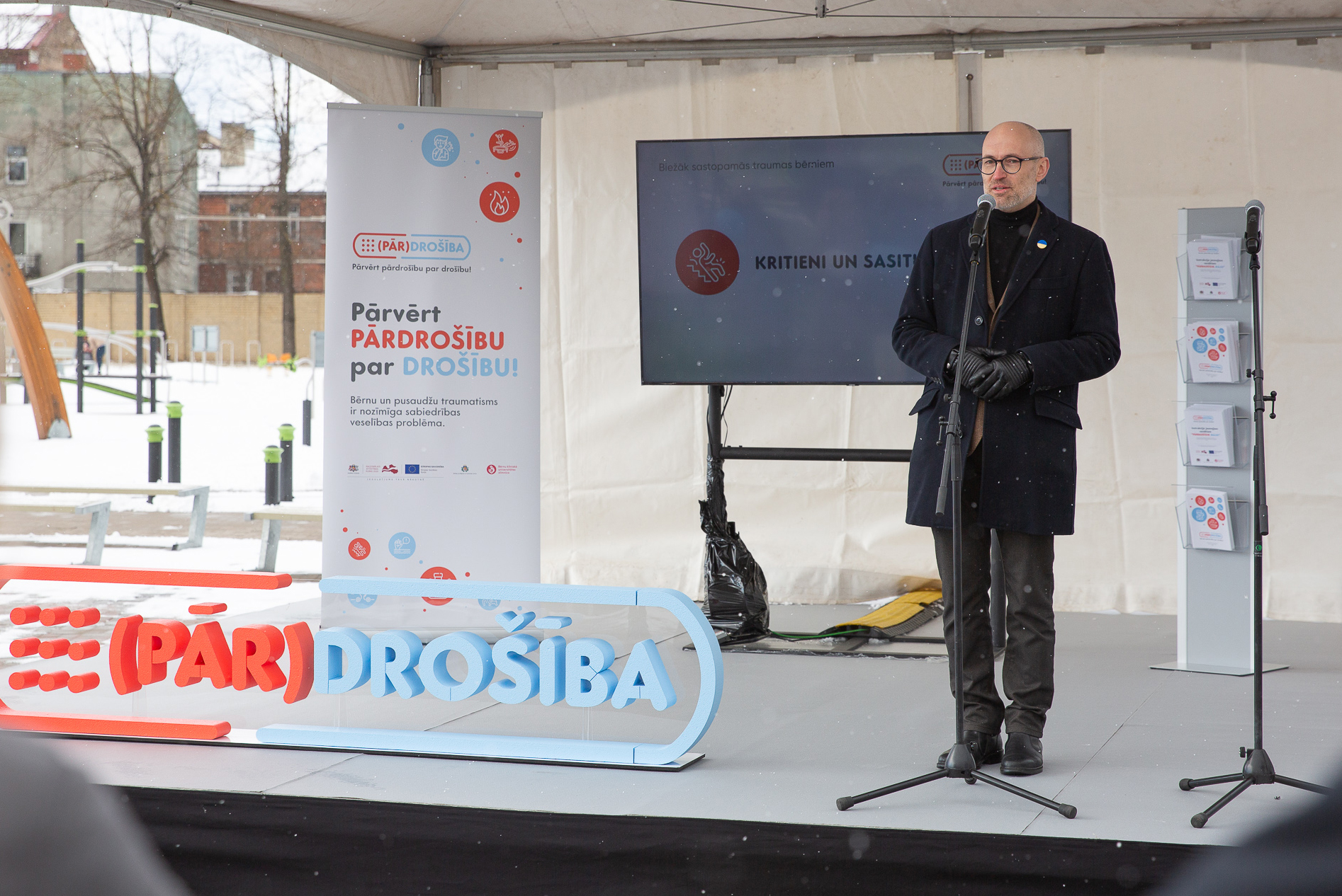 Uzsāk informatīvo kampaņu par bērnu traumatisma novēršanu