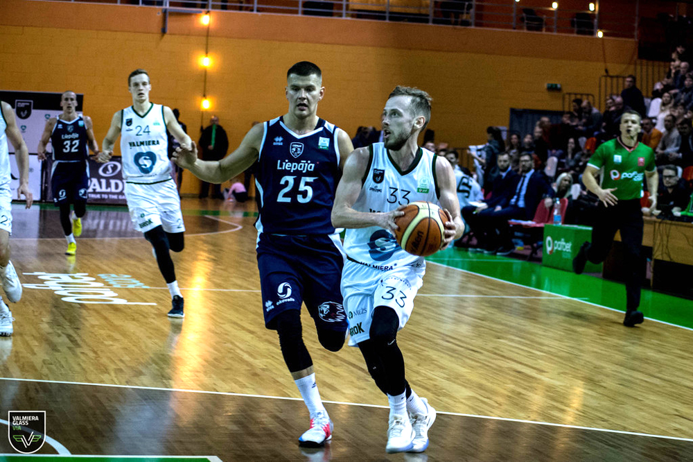 Uzvara, kas nostiprina  play off pozīcijas