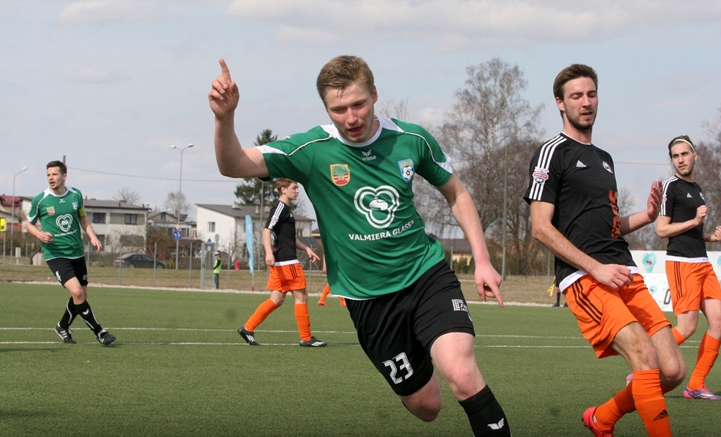 Valmiera Glass FK/BSS turpina uzvarēt