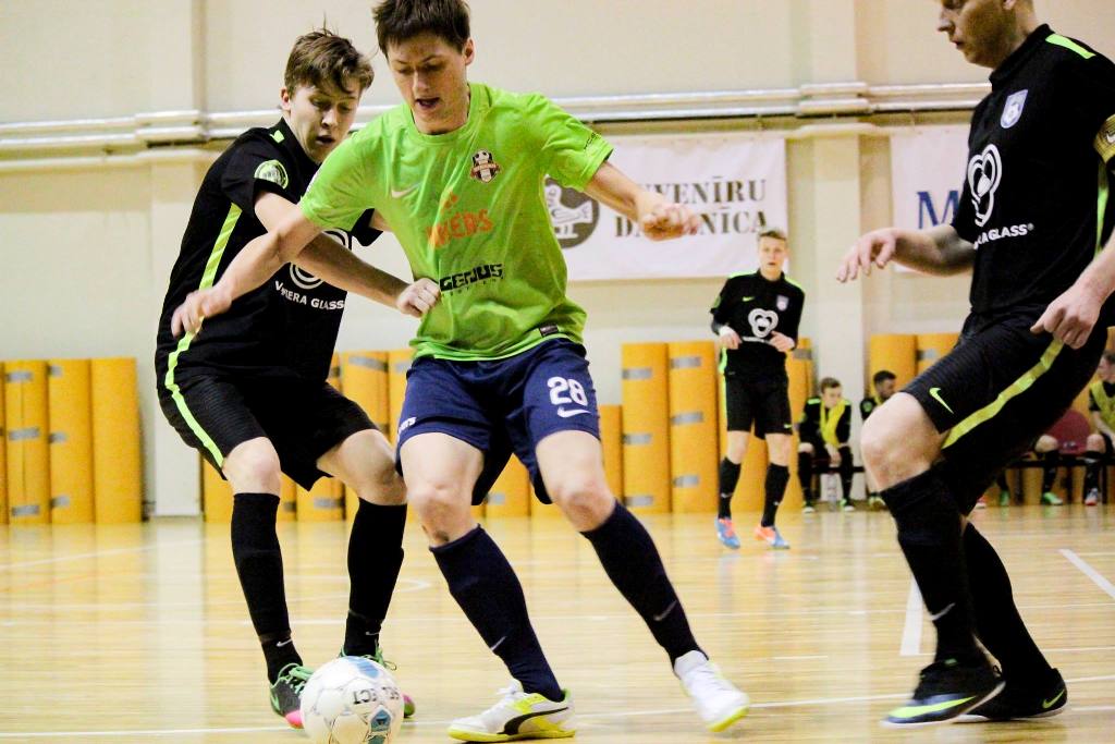 «Valmiera Glass FK/SKS» sezonas finiša taisnē