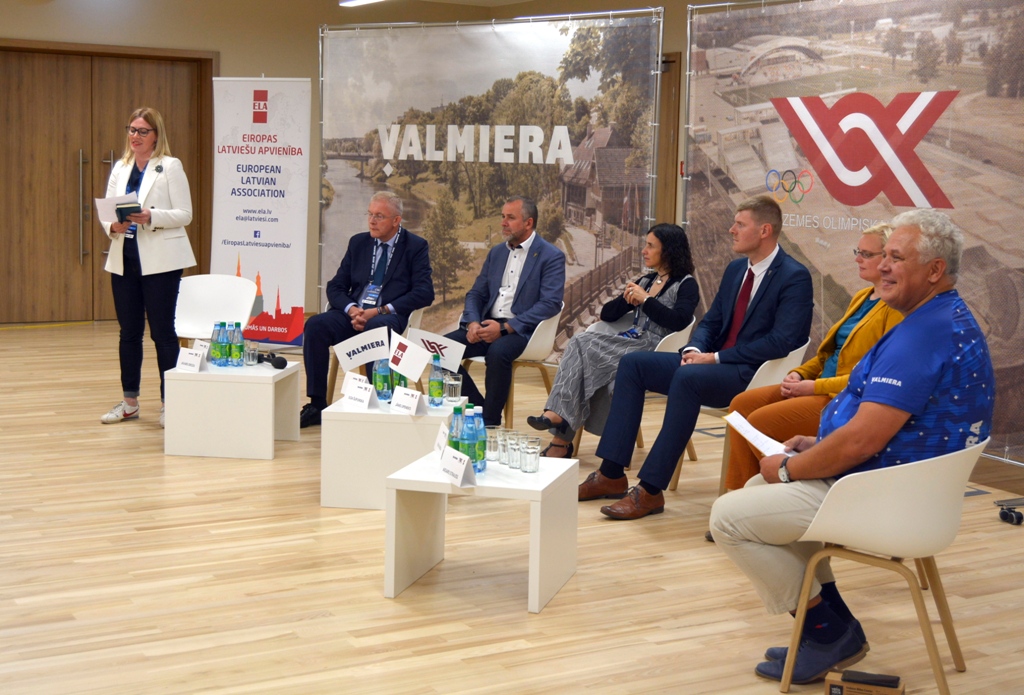 Valmierā diskutē par sporta iespējām diasporas politikā