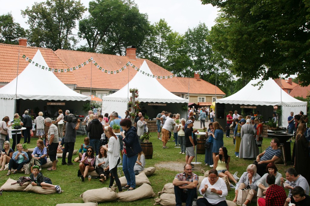 Valmierā pirmoreiz — Gardēžu pils