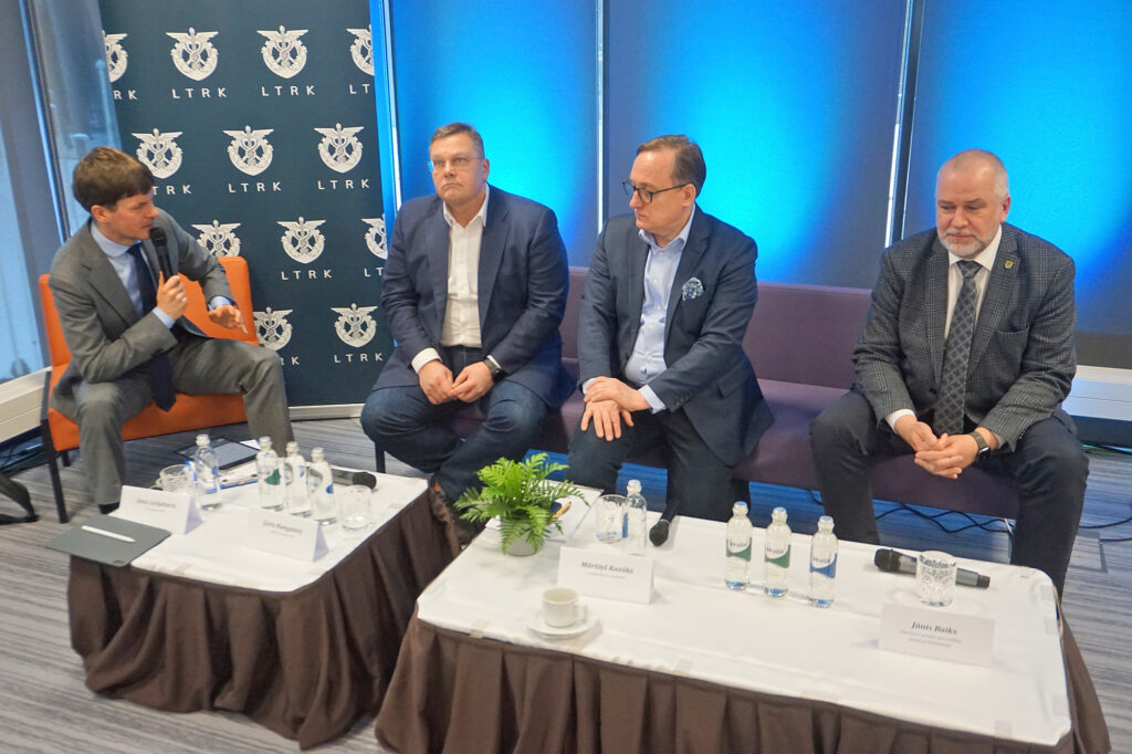Valmierā spriež par aktuālo Latvijas un pasaules ekonomikā